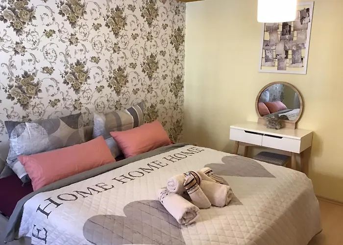 Lebendige Wohnung Mit Wohlfuehlcharakter