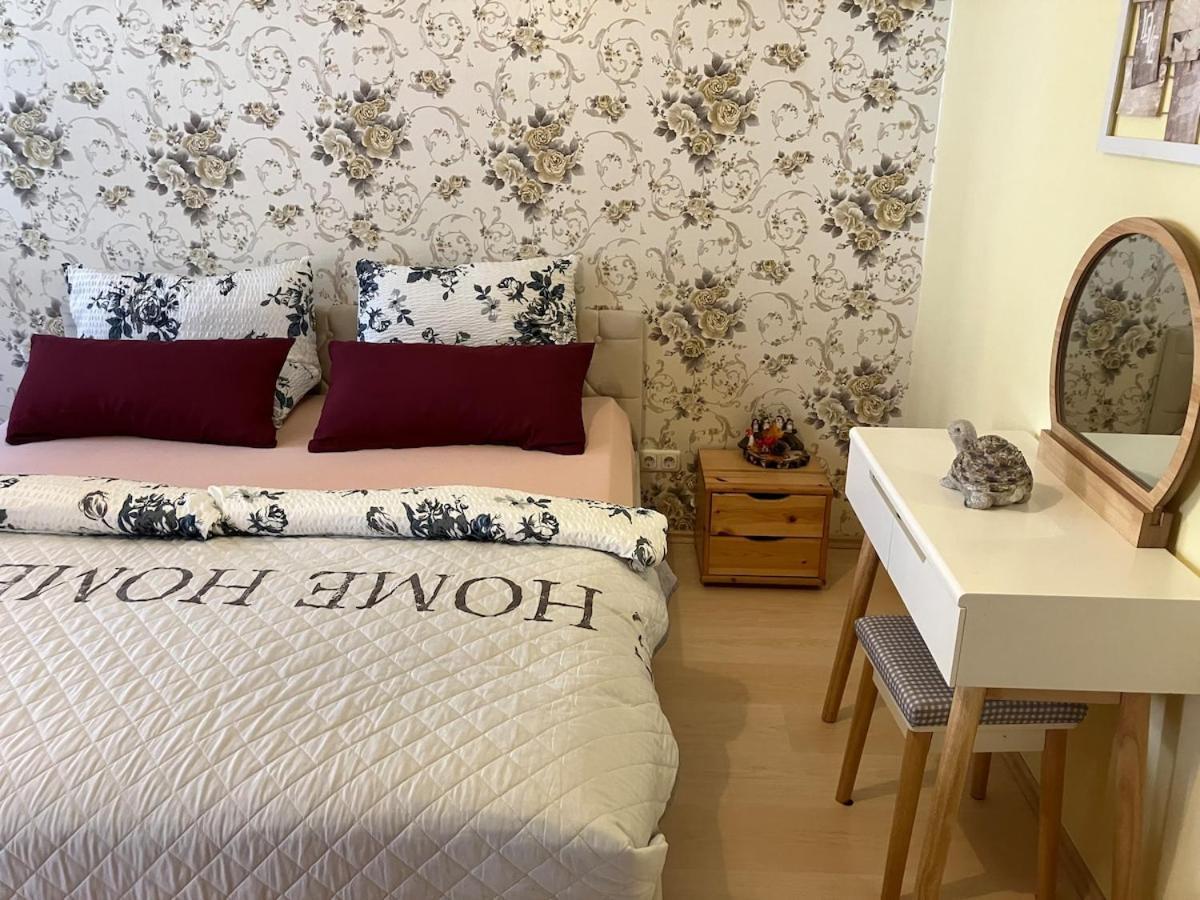Lebendige Mit Wohlfuehlcharakter Appartement Bayreuth