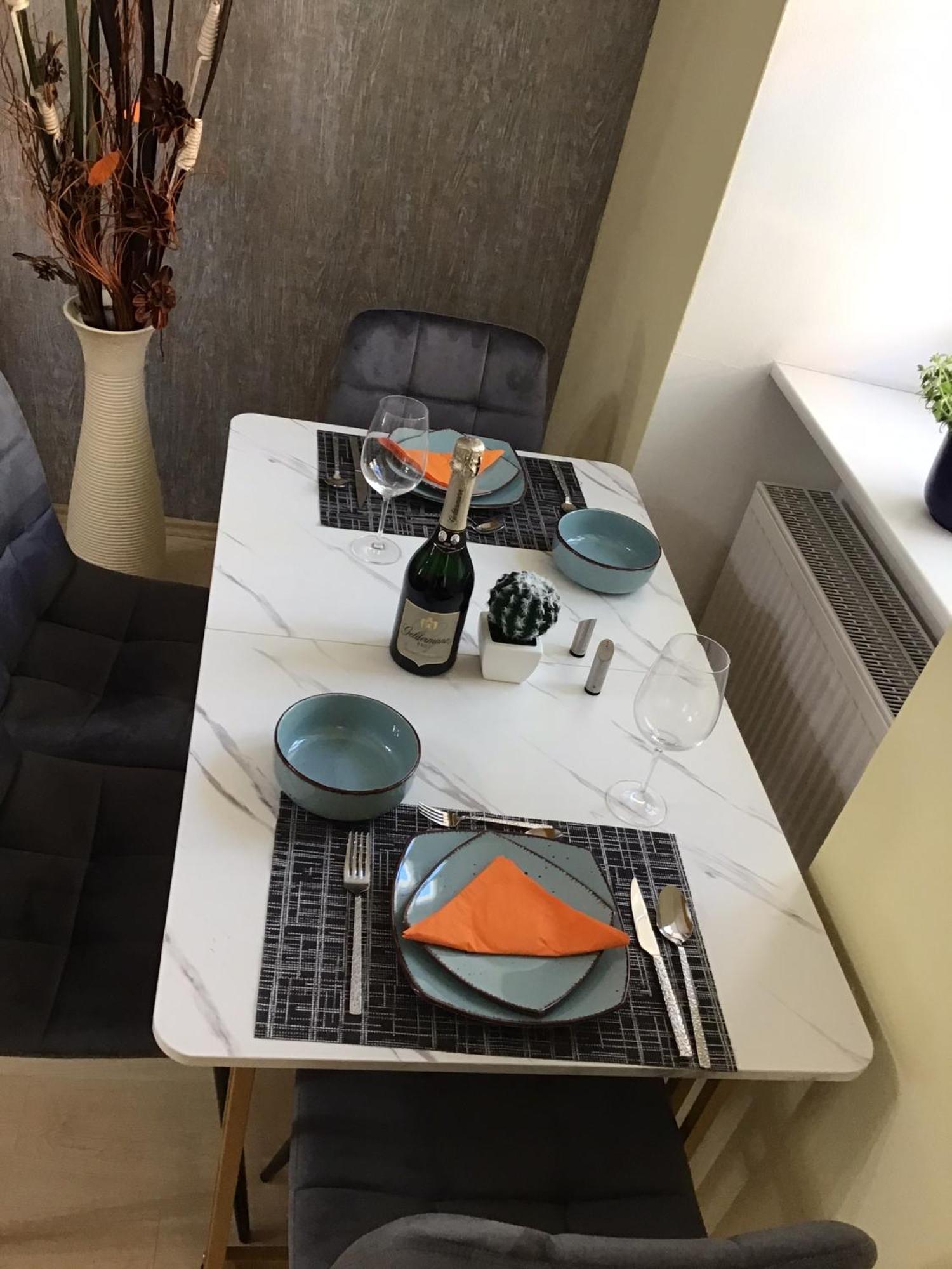 Lebendige Mit Wohlfuehlcharakter Appartement